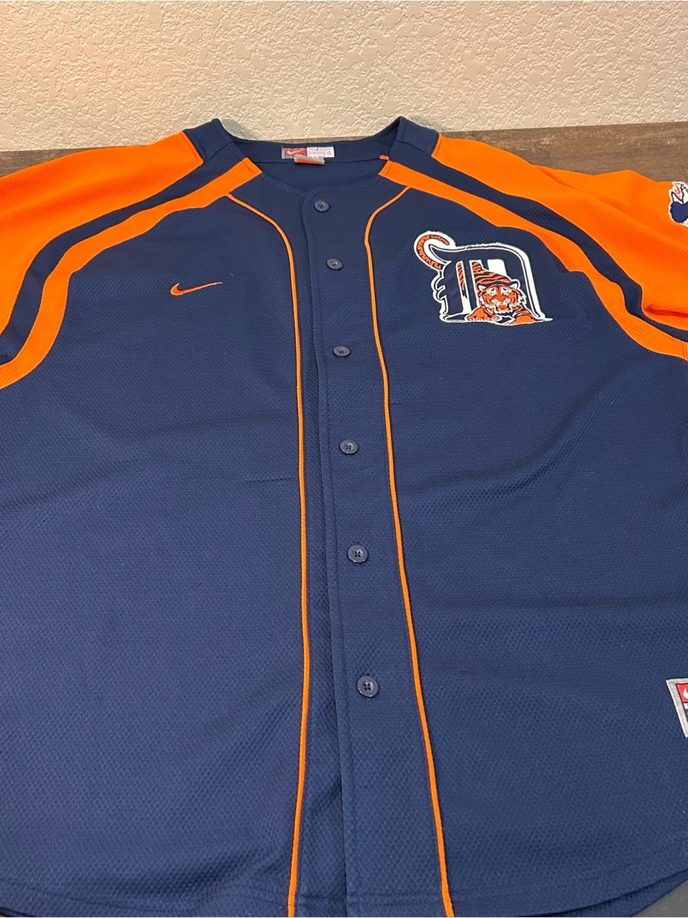 Nike Men’s Detroit Tigers Navy & Orange Baseball Jersey XL